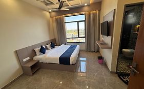 Hotel Sisodiya Palace